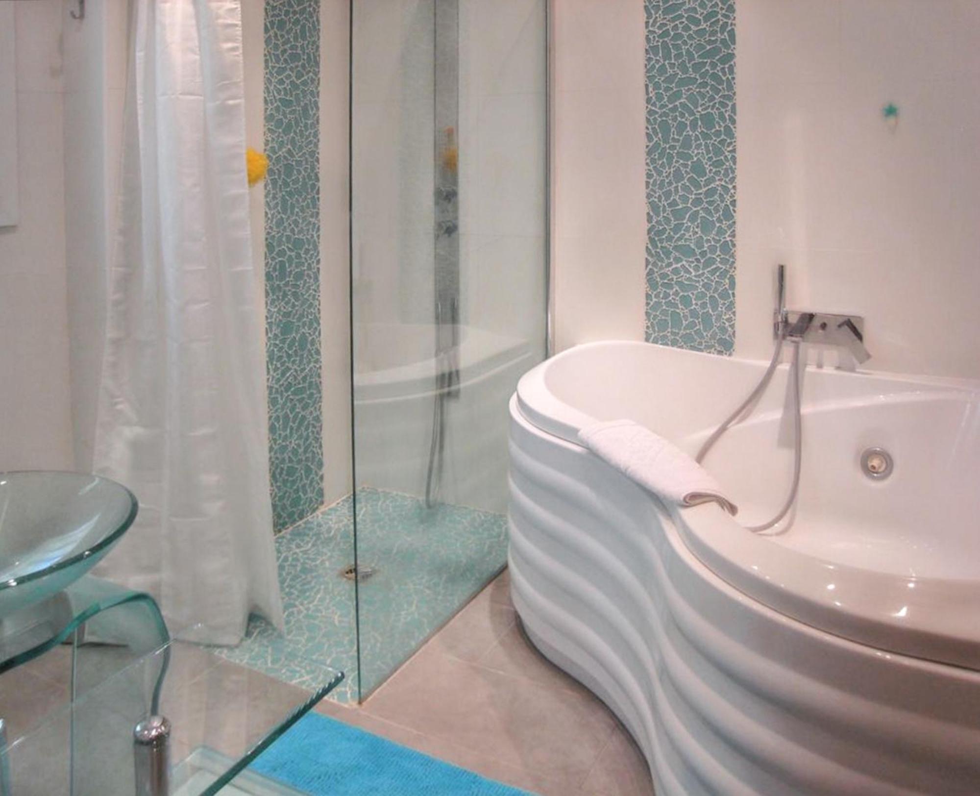 Villa Spacieuse Avec Piscine A Saint Maximin エクステリア 写真