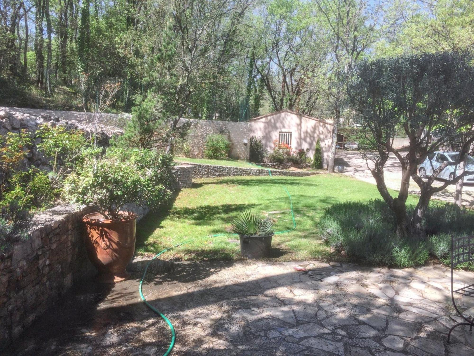 Villa Spacieuse Avec Piscine A Saint Maximin エクステリア 写真